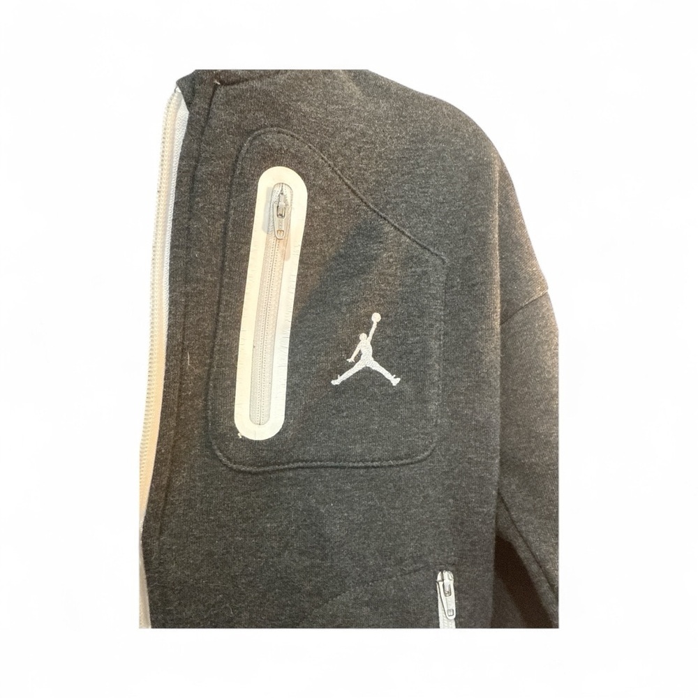 6/20 Jordan Kids Full-Zip Hoodie (Youth M 10–12, 140–152 cm) - Picture 5 of 5